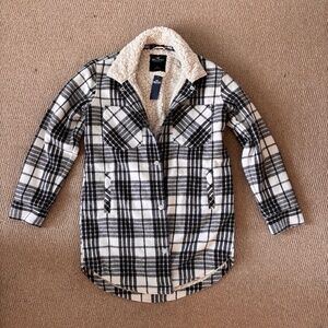 NWT Hollister Sherpa-Lined Plaid Shacket - Small - MSRP $110